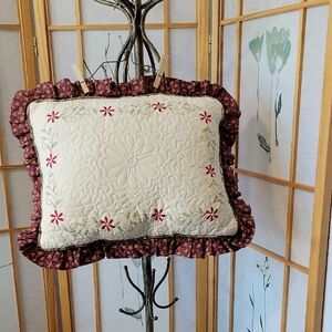 🍁 Harvest Quilted Decorator Pillow 🍁